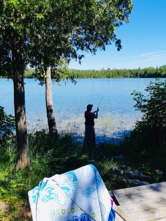 Lakefront Hope Lodge Miller Lake ภายนอก รูปภาพ